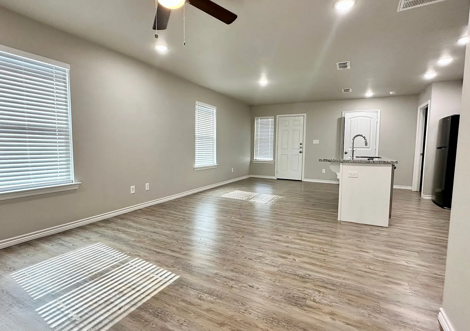 Cozy 3/2 In East Lubbock! — Photo 2