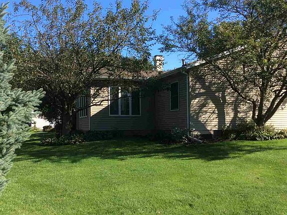 3rd image of 5261 N Fairfax Ct