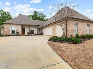 210 S Woodcreek Rd, Madison, MS 39110