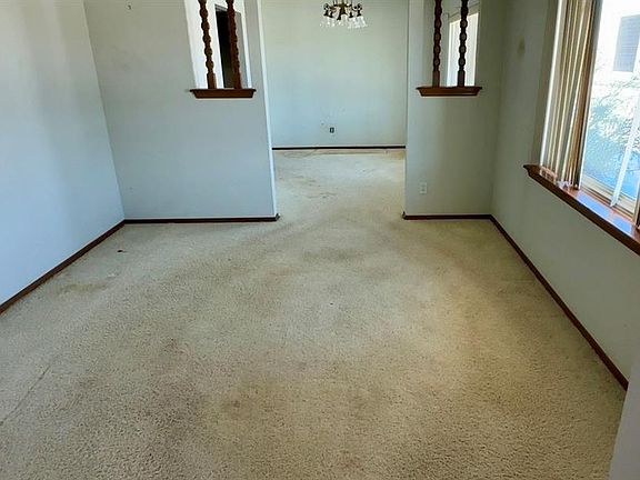 3rd image of 414 Washington