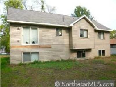 3rd image of 2098 Belmont Ln E