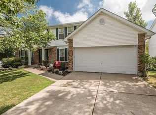 1749 Michaelwood Ct, Saint Charles, MO 63303