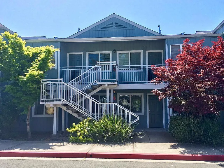 1581 La Esplanada Pl — Photo 1