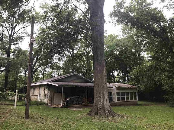 5th image of 5903 W Marshall Ave