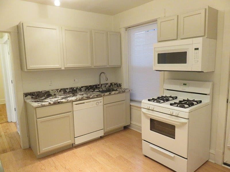 1st image of 951 N Kedzie Ave #1Z