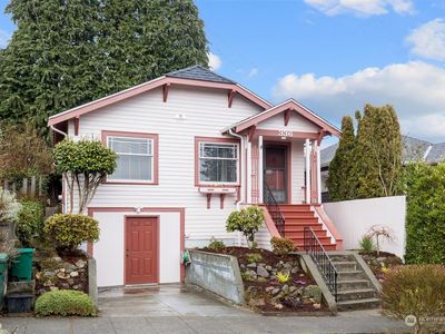 336 NE 59th Street, Seattle, WA, 98105