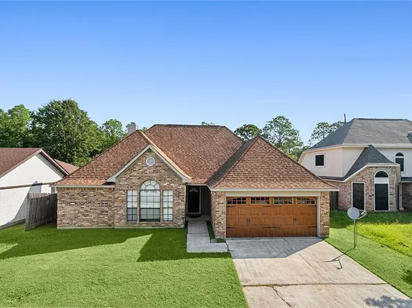 1835 Kings Row, Slidell, LA 70461
