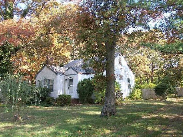 1st image of 1039 Waverly Ave