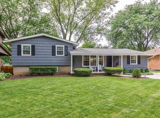 404 W Elm St, Wheaton, IL