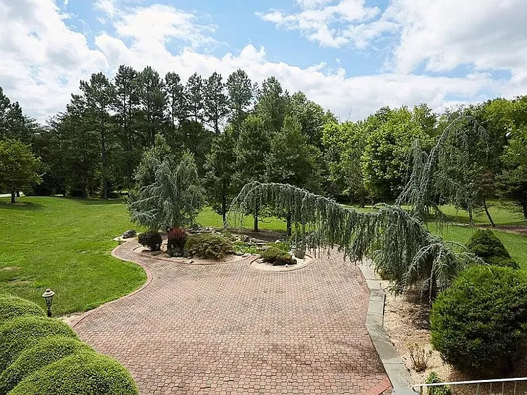 9 Alloway Ct — Photo 36