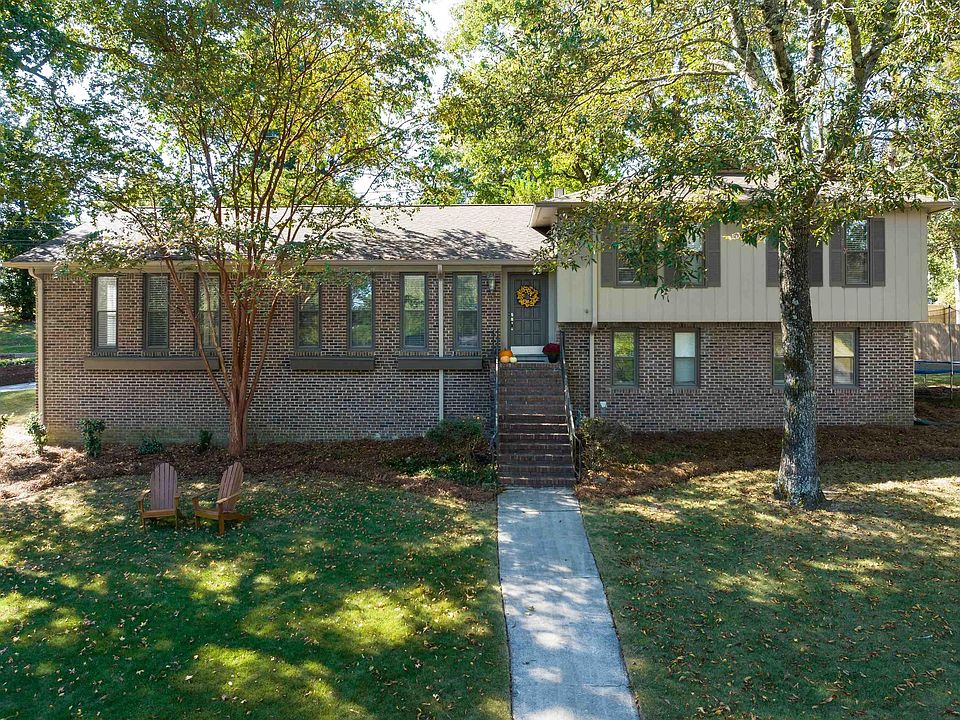 1st image of 436 Laredo Dr