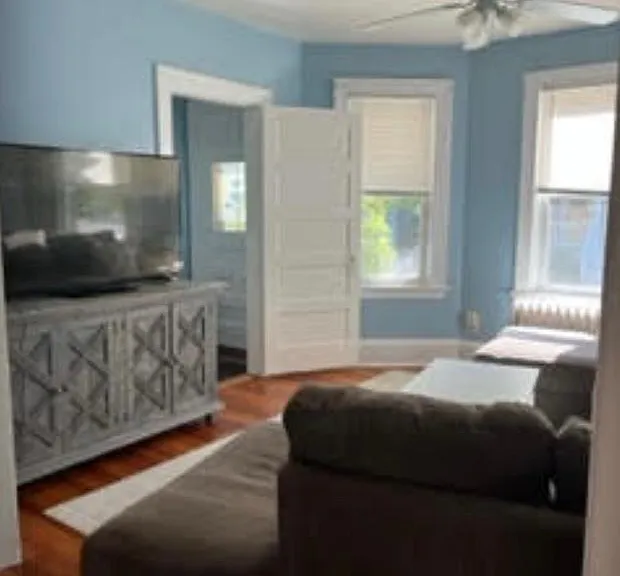 24 Sarah St #1 — Photo 3