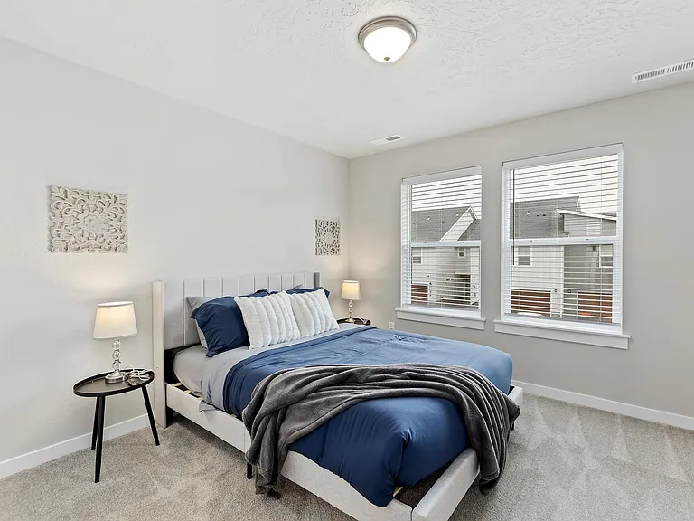 471 N Tessa Ln — Photo 5