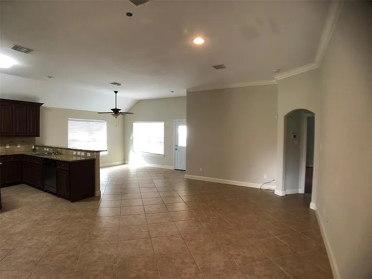 6510 Ashland Terrace Ln — Photo 8
