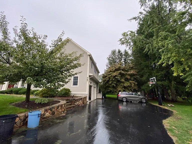 Augustus Rd — Photo 13
