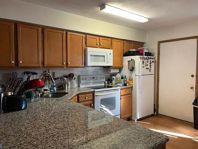 523 Marjorie Mae St — Photo 4