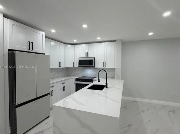 1085 NW 191st St, Miami Gardens, FL 33169