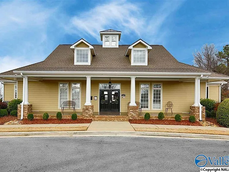325 Acorn Grove Ln — Photo 12