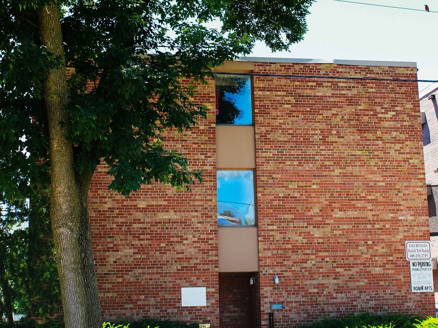1309 Spring St — Photo 2