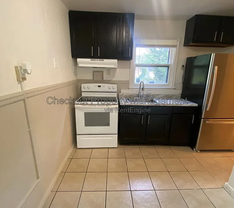 346 Mueller Ave