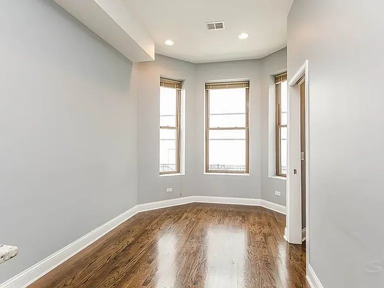 1722 W Hastings St #3 — Photo 6