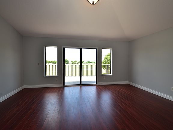 5th image of 24214 Calusa Blvd