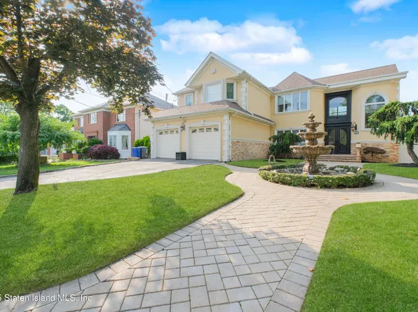 23 Haywood St, Staten Island, NY 10307