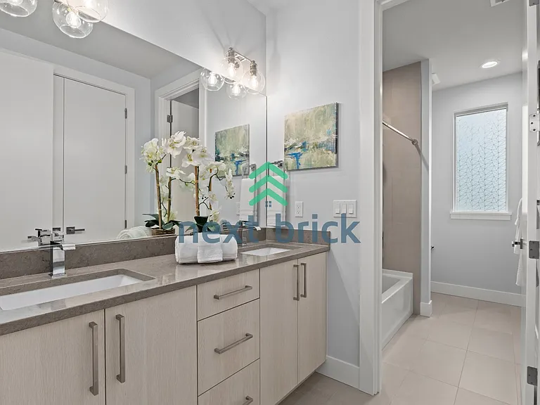13038 NE 102nd Pl — Photo 32