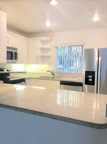 400 Majorca Ave — Photo 5