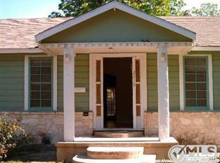 2219 W Mistletoe Ave, San Antonio, TX 78201