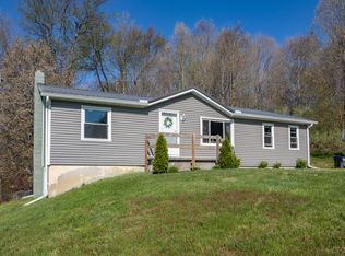 43600 48th St, Lawrence, MI 49064
