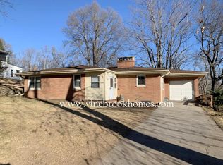 2103 Crawford St, Bellevue, NE 68005
