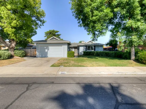2892 Adler Ave, Clovis, CA 93612