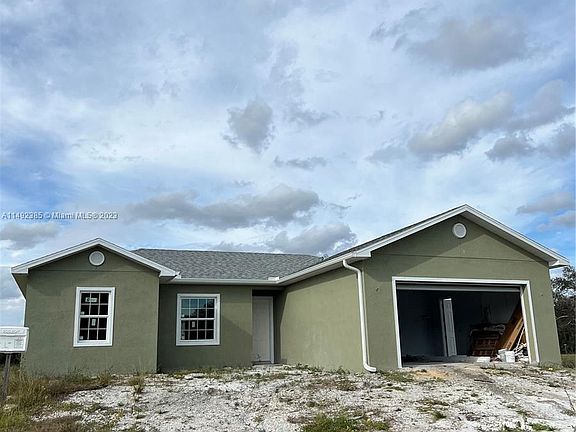 1133 Leader St, Labelle, FL 33935 | MLS #A11492385 | Zillow