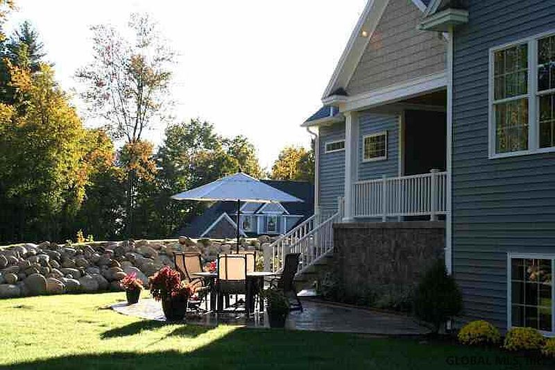 2nd image of 21 Ridge View Road
