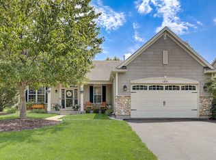 1231 McDole Dr, Sugar Grove, IL 60554