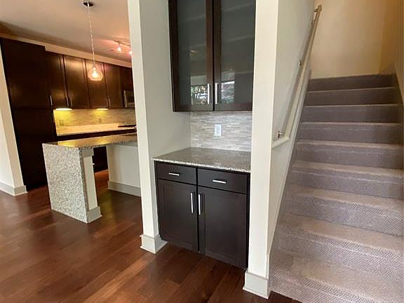 4th image of 4208 McKinney Ave #102