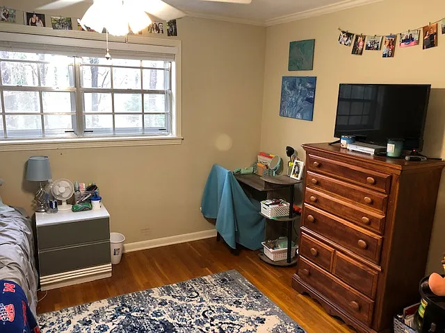1403 Short Ave — Photo 12