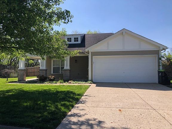 4th image of 7025 Lexington Point Dr
