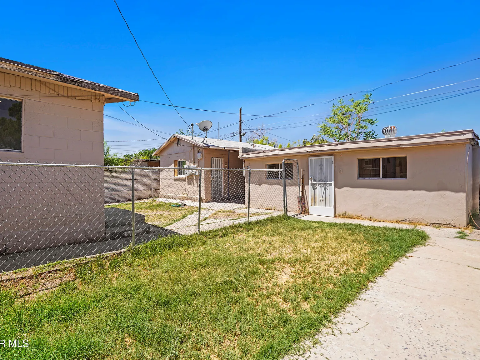 1 bed, 1.0 bath, 550 sqft, $850 — Photo 3