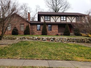 1315 Berkshire Rd, Stow, OH 44224