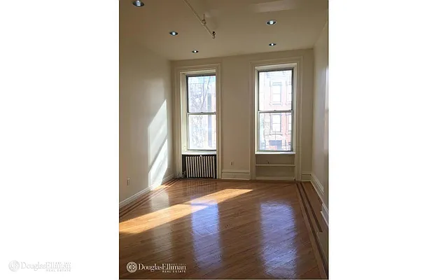 Rented by Douglas Elliman | media 10