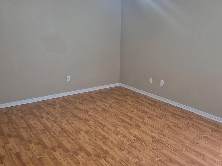 3005 Baldwin Loop — Photo 4