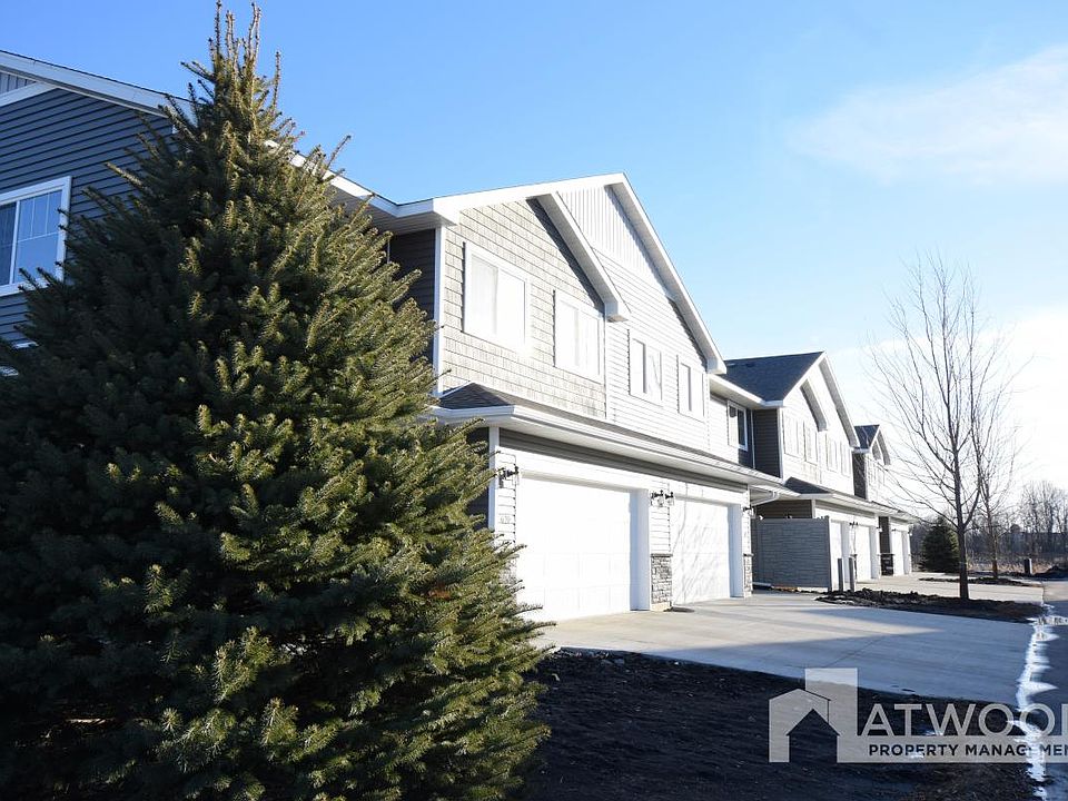 1st image of 632 Castle Pines Dr