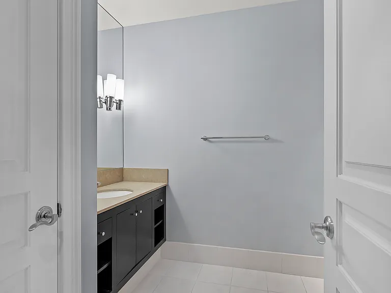 100 Parrott Dr #1106 — Photo 23