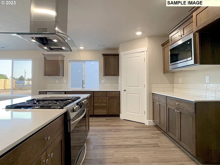 539 E Rosa Ave — Photo 22