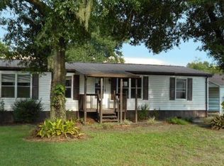 3599 Vicki Dr, Mulberry, FL 33860