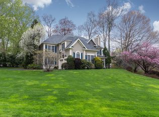 2 Christopher Ct, Norwalk, CT 06851