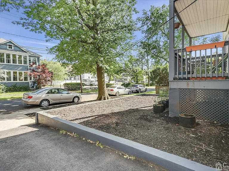 215 Denison St #1 — Photo 3