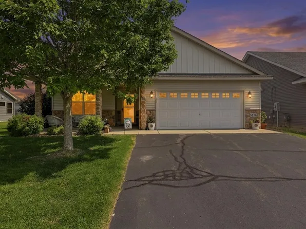 5326 Sand Bunker St, Saint Cloud, MN 56304